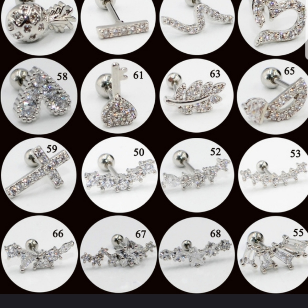ππ#61 Pretty Silver CZ Key cartilage earringππ - Picture 1 of 6